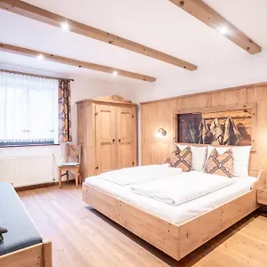 gasthof-stauder.innsbruckaustriahotels.com/
