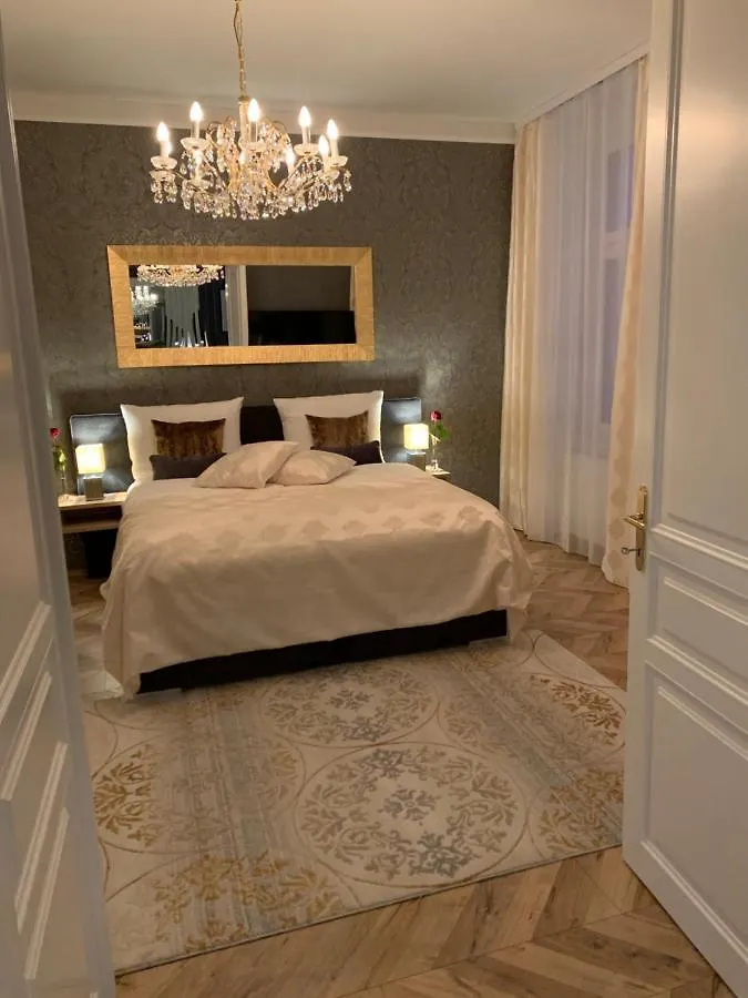 Sophies Place Yppenplatz - Imperial Lifestyle City Apartments Vienna Parking Österreich