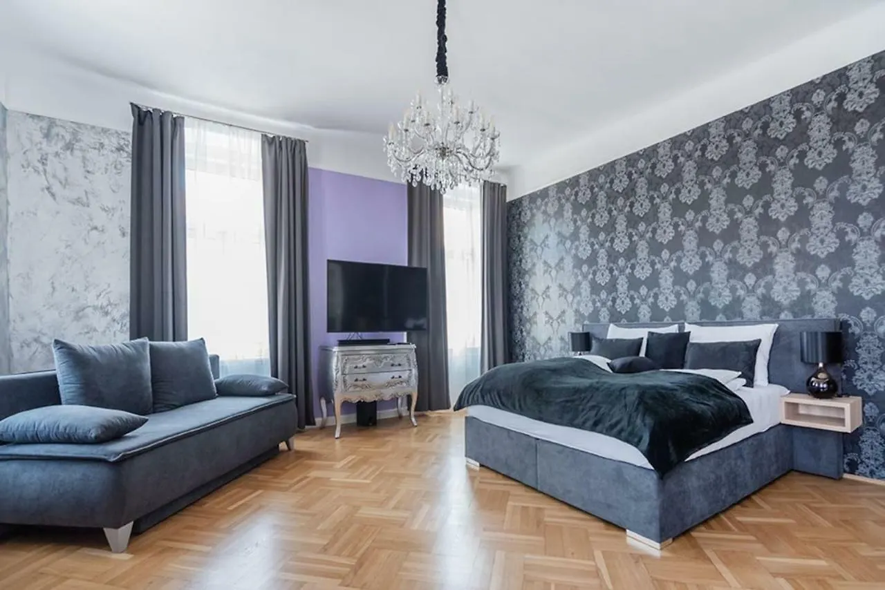 Sophies Place Yppenplatz - Imperial Lifestyle City Apartments Vienna Parking